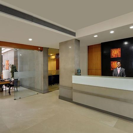 Hotel Woodland Pune Exterior photo