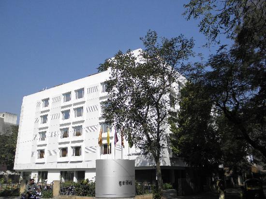 Hotel Woodland Pune Exterior photo